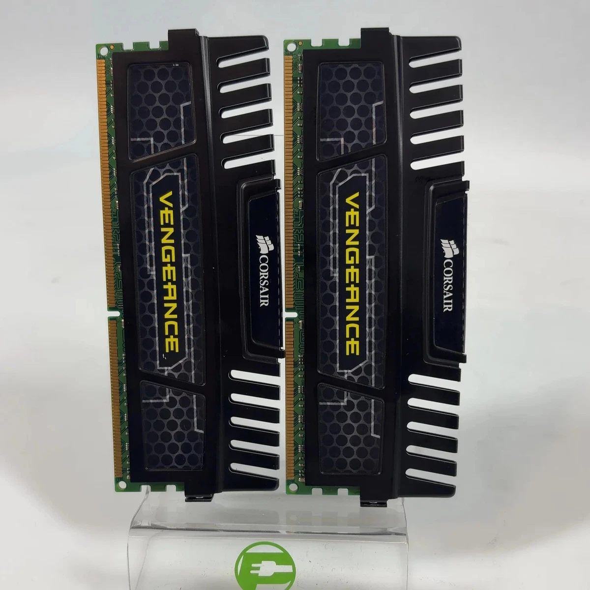 PC3-17000 (DDR3-2133) Bus Speed Computer RAM 4 GB Capacity per