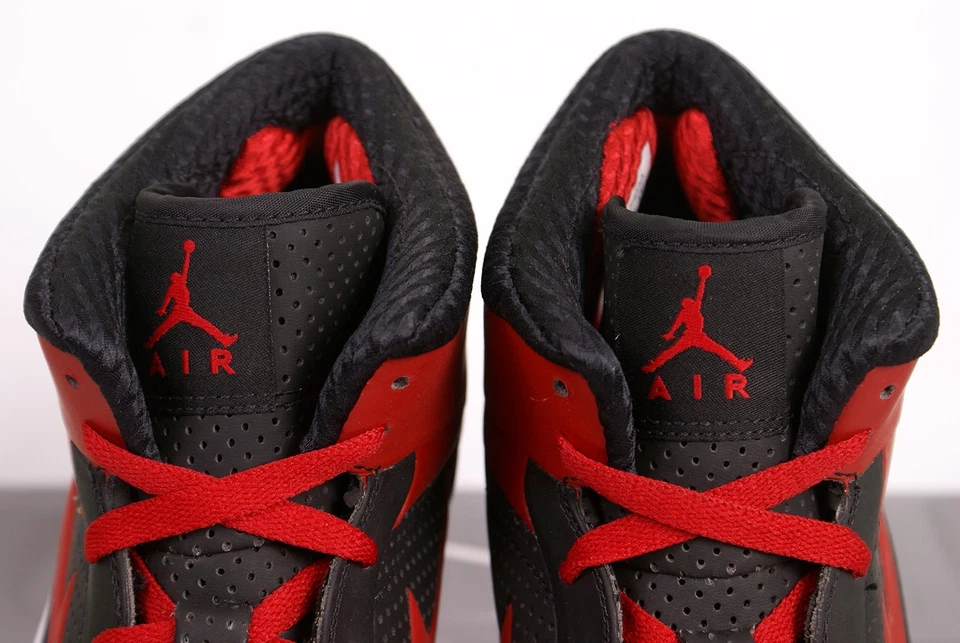 Nike Air Jordan Alpha 1 I 2010 rojo universitario talla 12 criado negro blanco 392813 001 Foto 4 de 4