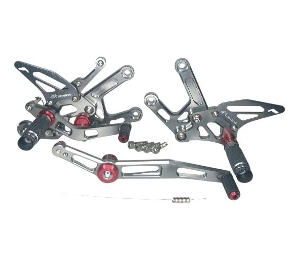 Juego trasero de estriberas para motocicleta MAD-MOTO YAMAHA YZF-R6 2006-2016 Foto 3 de 4