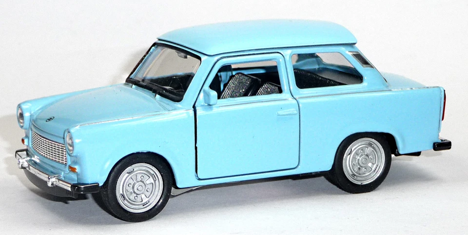 Trabant 601 hellblau Trabi Modellauto 1:34 ca. 11 cm Neuware von WELLY  - Bild 3 von 4