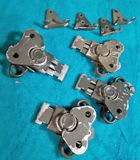 4 Simmons Fastener Southco ROTARY DRAW LATCH butterfly turnlock, mil-spec, used