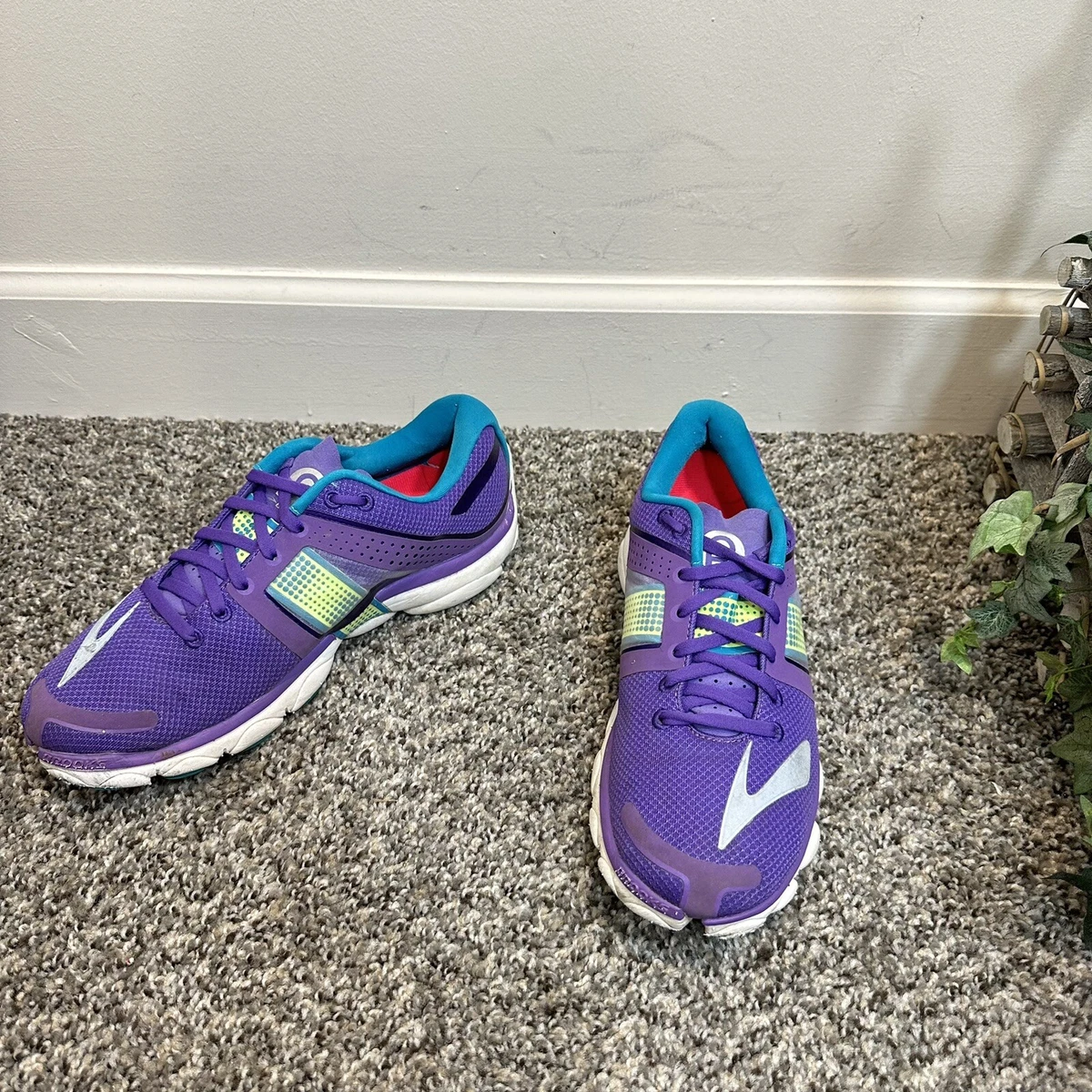 Brooks PureFlow 4 Women s Running Athletic Shoes Size 9.5 Purple