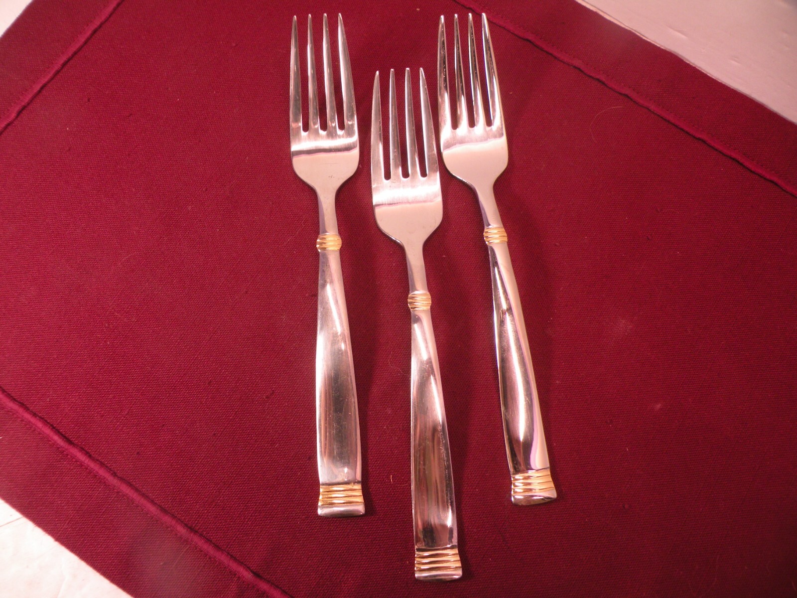 Wallace Golden Napoli Gold Accent 18/8 Stainless Steel 7 1/8