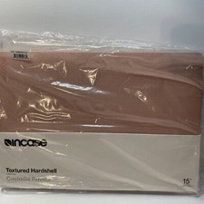 New InCase Textured Hardshell Case Woolenex PINK Apple MacBook Pro 15"