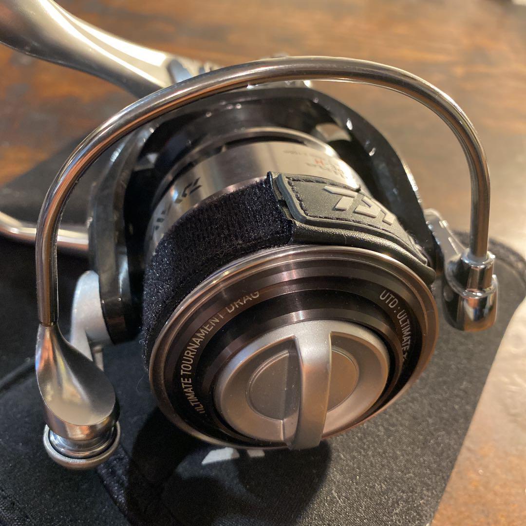 Daiwa 12 CATALINA 4020-PE-H Spinning Reel Used F/S | eBay