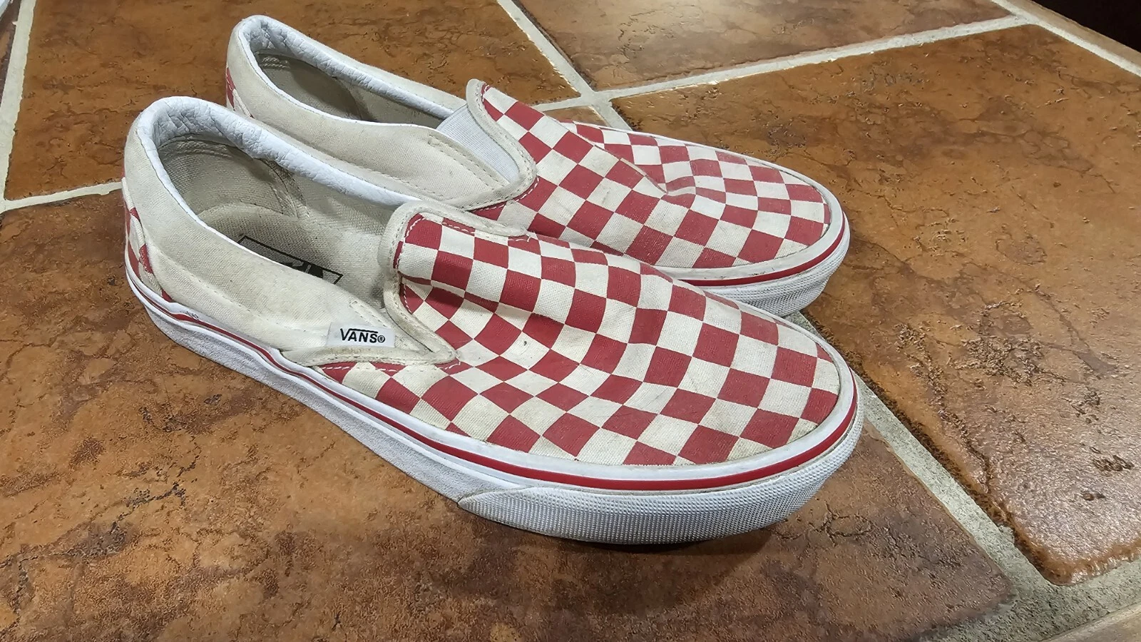 Scarpe Vans uomo 6 5 donna 8 fuori parete mocassini classici a scacchi rossi