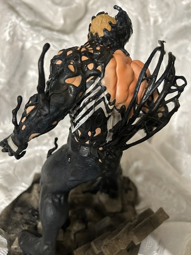 Marvel VEMON Diamond Select Toys Gallery 10" PVC Diorama Toy Figure Statue Great - Picture 13 of 14
