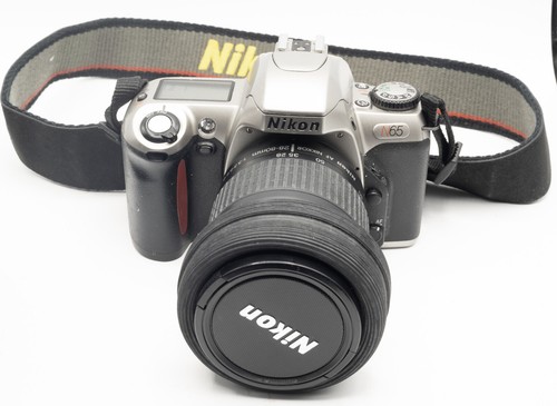 Nikon N65 SLR Film Camera with AF Nikkor 28-80mm zoom 1:3.3-5.6 G - 第 1/9 張圖片