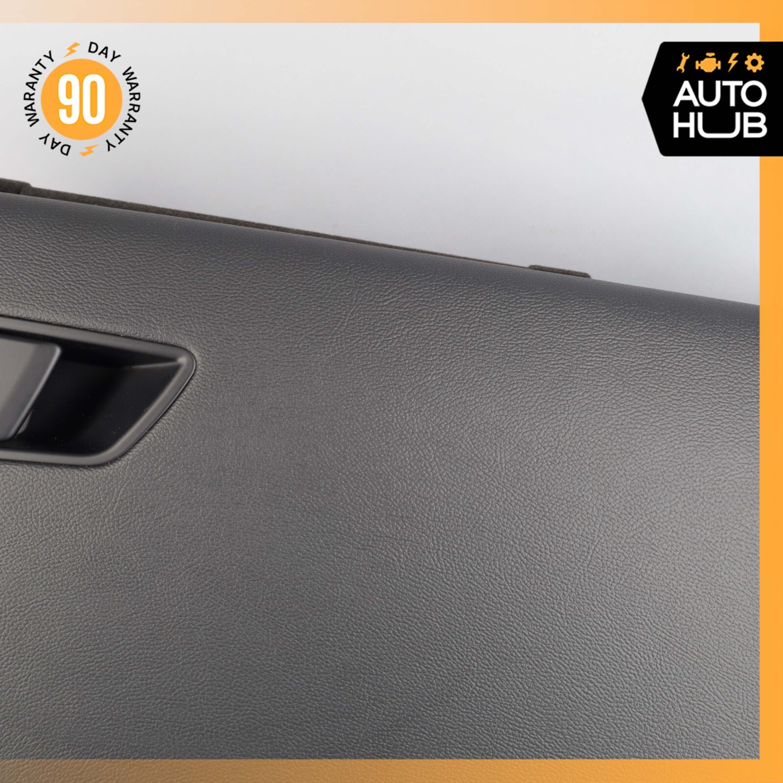 17-20 Maserati Levante M161 Dashboard Dash Glove Box Glovebox Black OEM 73k