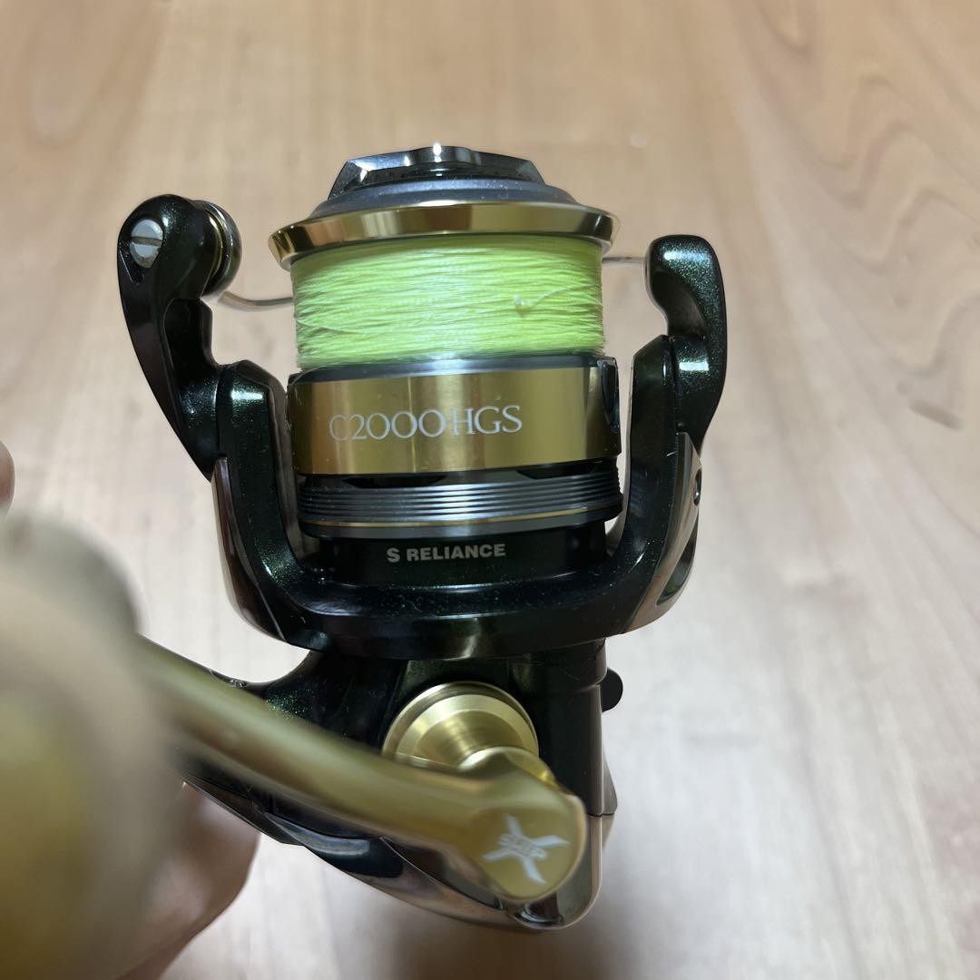 リール SHIMANO CARDIFF CI4+ C2000HGS Shimano Cardiff Cl4 C2000HGS Spinning Reel Excellent Condition