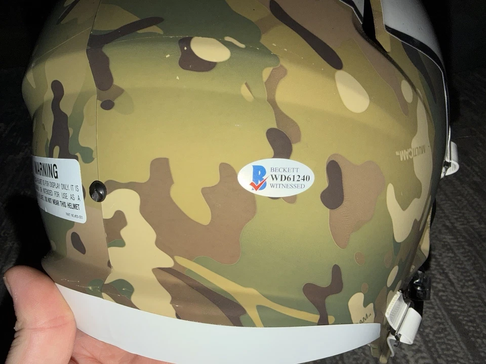 阿德里安·彼得森签名明尼苏达维京人 F/S 迷彩速度头盔-贝克特 W 全息 — 第 3/3 张图片