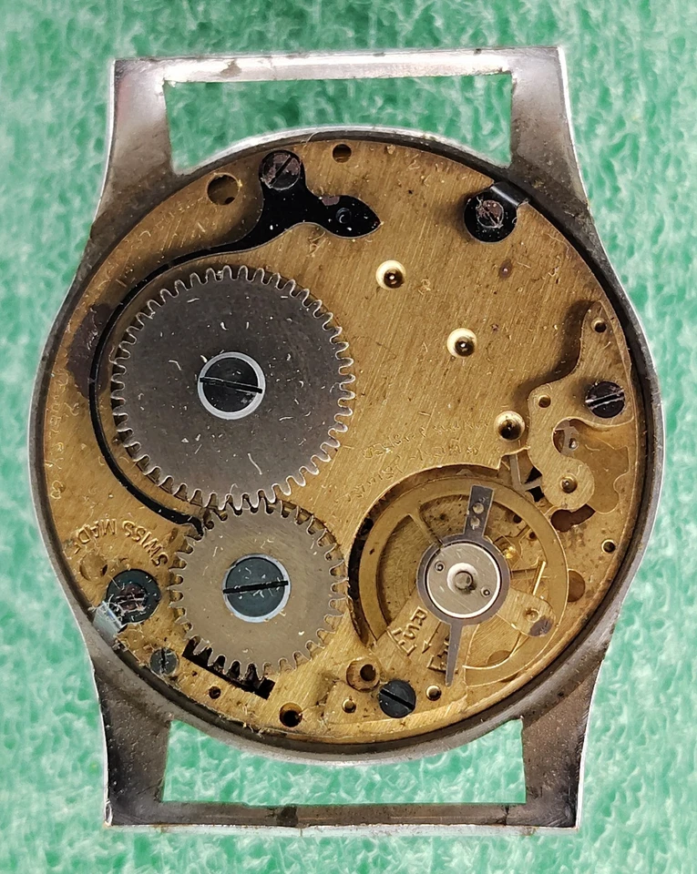 Lote de piezas de reloj vintage de cuerda manual rojo campo militar base para hombre C1609 Foto 2 de 4