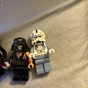 LEGO Star Wars: Emperor Palpatine's Shuttle (8096) Minifigures Lot Of 4 Anakin