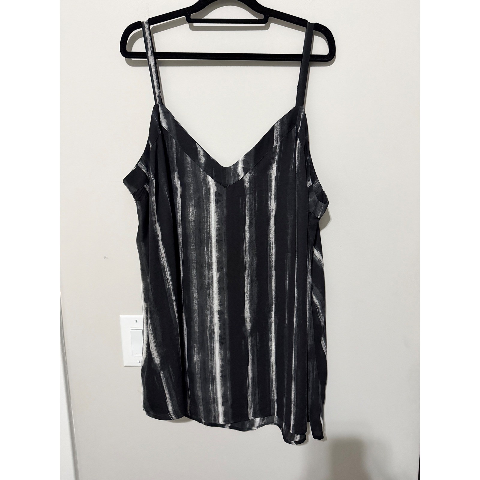 Torrid Black White Stripe V Neck Cami Tank Top Women's Plus Size 2