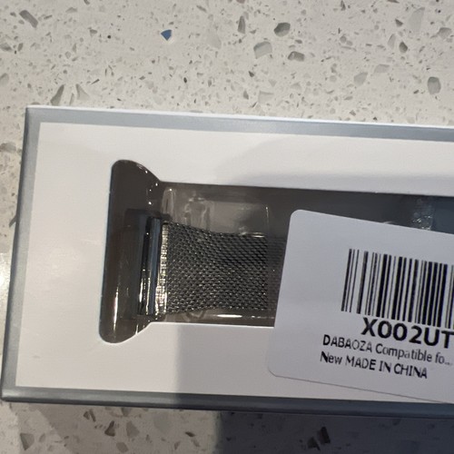 Fitbit Sense Versa 3 Watch Band - Metallic Silver - 第 3/3 張圖片