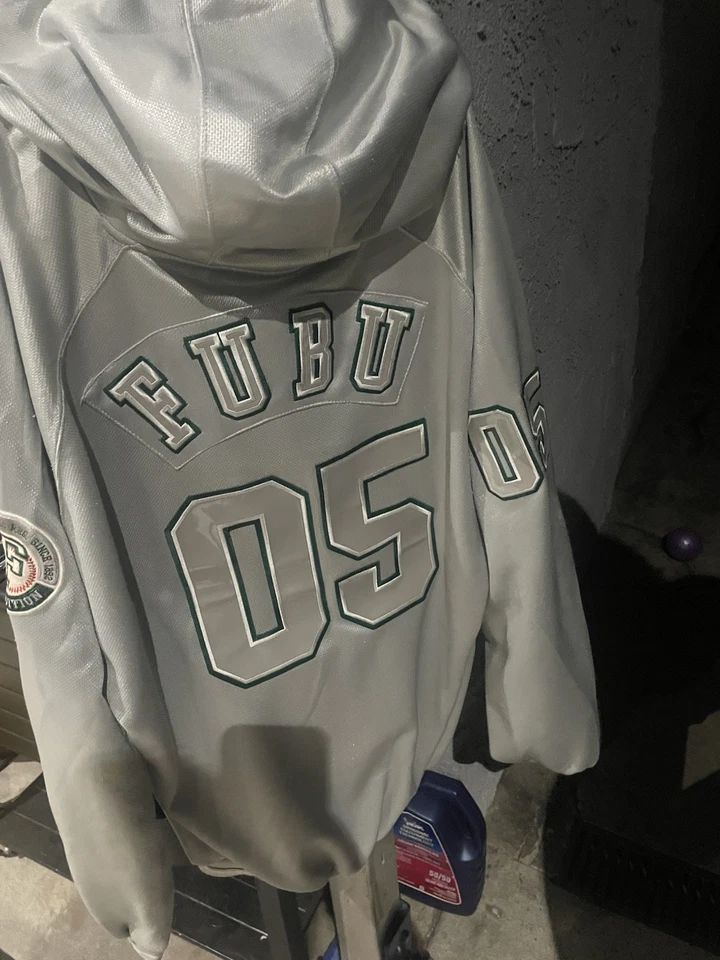 Suéter con Capucha Vintage Fubu Philly Edición Ciudad 2XL #05 Atletismo 1992 Raro Foto 2 de 3
