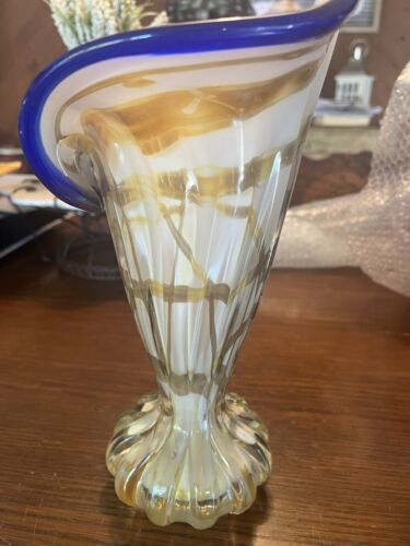 Vintage Gold Lace Swirl with Blue Trim Top Jack in the Pulpit Art Glass Vase - Picture 3 of 6