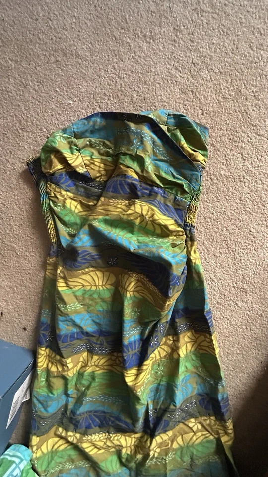 Vestido hawaiano Kamehameha Bombshell vintage años 50 pequeño algodón dorado estampado fabuloso Foto 4 de 4