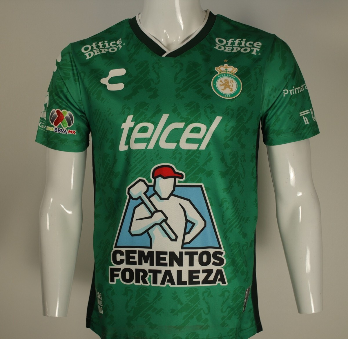 CLUB LEON LOCAL 24/25 CON PARCHE MX Reducida) slim fit