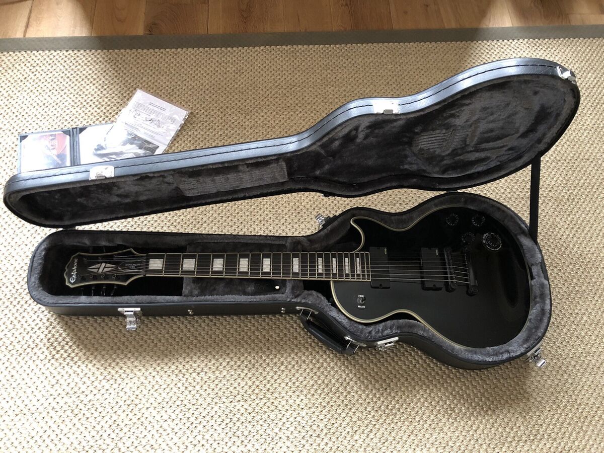 Epiphone Matt Heafy Les Paul Custom 7 String w/ Epiphone Epiphone Matt Heafy Les Paul Custom 7 String w/ Epiphone