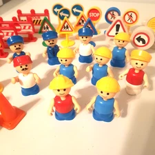 Vintage 80's Playskool Lil Playmates Figures People Construction Signs 38 Pcs