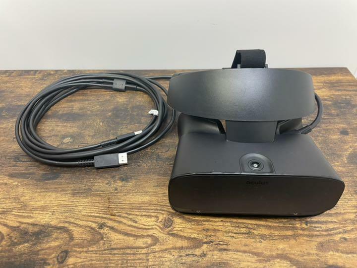 Oculus Rift S PC Powered VR Gaming Headset Japan Import