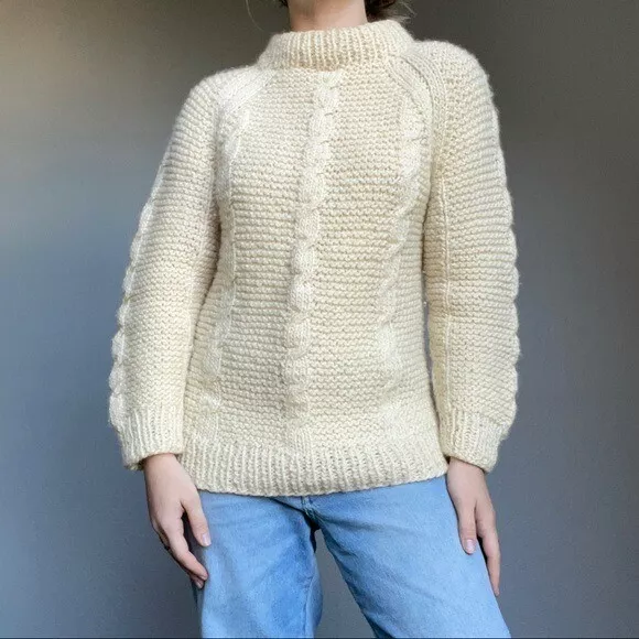 Vintage Women’s Hand Knit Cream White Wool Fisherman Style Chunky Knit  Sweater M