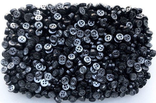 Buttons 9mm 10mm 11mm Grey Pearlescent Polished 4 Hole Small Z125 K251 W586 - Picture 14 of 24
