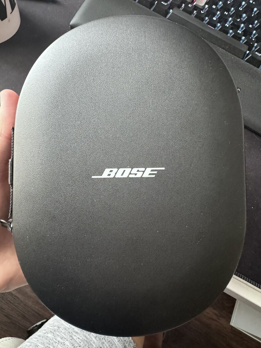 OEM Bose QuietComfort Ultra Headphones Replacement Case - Black BRAND NEW | eBay OEM Bose QuietComfort Ultra Headphones Replacement Case - Black BRAND NEW | eBay