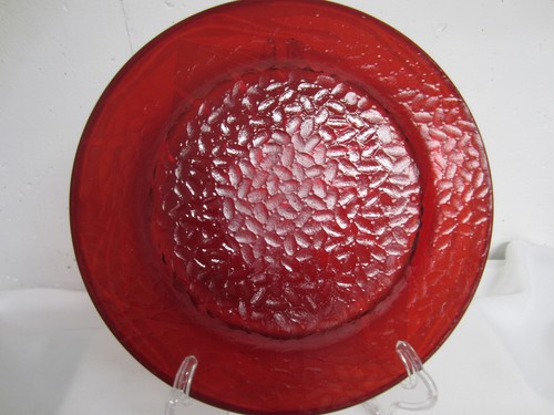 RUBY RED HAND ETCHED Spider Mum ART GLASS PLATE New England ARTIST SIGNED 2007 - Picture 4 of 6