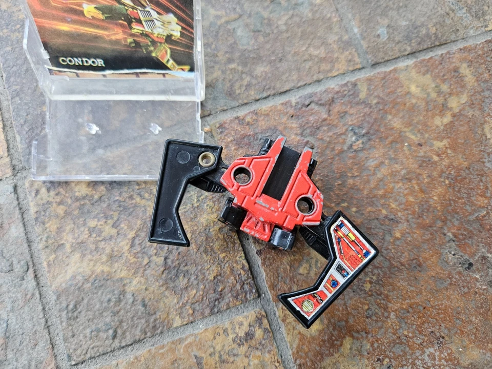 Vintage 1980's Transformers Taiwan Microman "CONDOR" Microcassette Ravage - Image 4 of 4