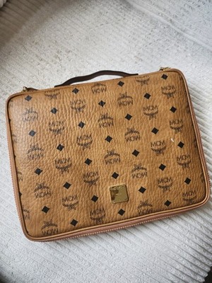 MCM 11  IPad/Tablet Case Visetos 
