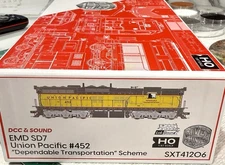 ScaleTrains Rivet Counter HO EMD SD7 Union Pacific #452 DCC/Sound/NIB