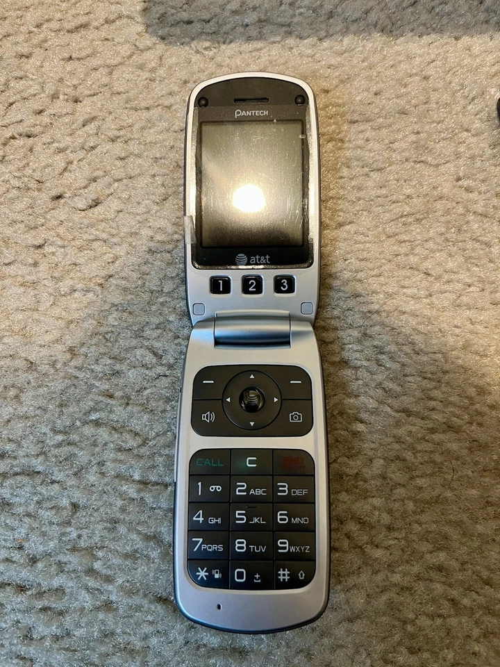 Pantech Breeze  C520 Cell Phone AT&T Unlocked Phone BRAND NEW IN BOX - Image 2 of 4