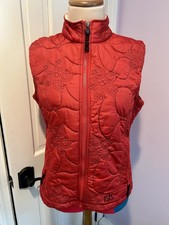 Isis Quilted Vest Jacket Womens 10 Red Full Zip Logo Star Print Art To Wear