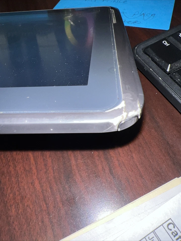 Samsung Galaxy Tablet Bundle 16GB Wi-Fi 4G 8 inch Black FOR PARTS NOT WORKING - Image 4 of 4