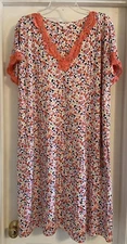 Secret Treasures Women’s Short Sleeve Floral Nightgown Size M (8-10)