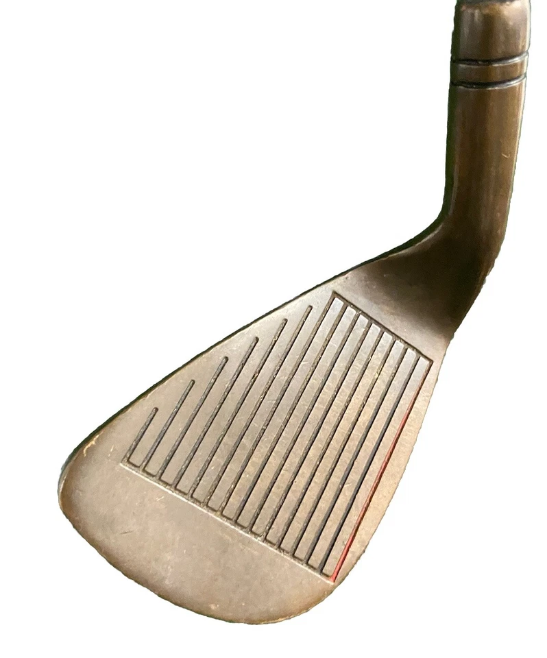 Tiger Shark Golf Great White BeCu 9 Iron Pat Simmons diestro regular grafito 36" Foto 3 de 4