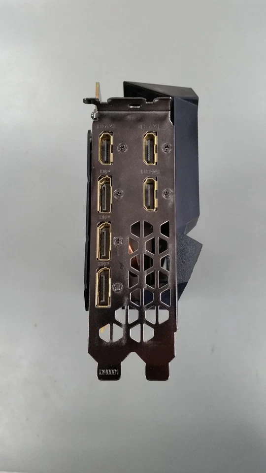 GIGABYTE Radeon RX VEGA 64 GAMING OC 8GB HBM2 Graphics Card - Image 3 of 4