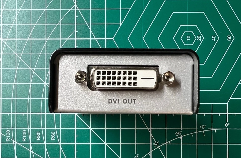 Aten VE560 DVI Booster Verstärker – 3 Stück mit Netzteilen & Halterungen - Bild 4 von 4