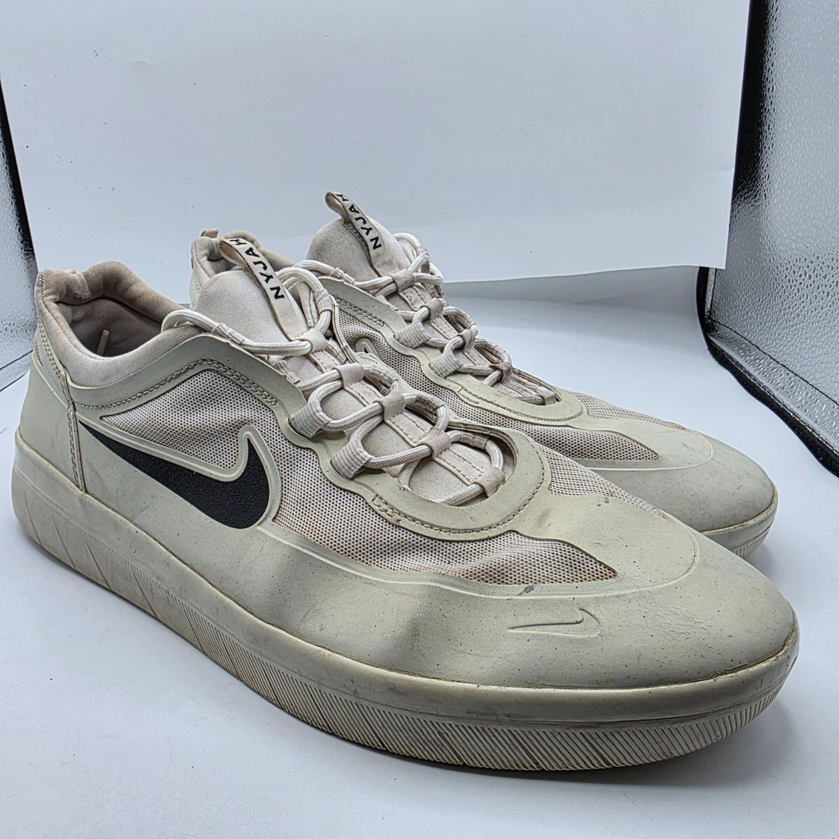 Nike SB Nyjah Free 2.0 Men Size 7.5 Summit White Low Sneakers Skate Athletic Amazon.com | Nike Nyjah Free 2 Sneakers Summit White/Pink  main image 4