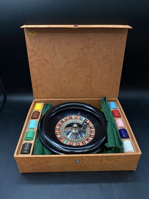 Bakelite Mini Roulette Wheel 8'' Case Chips ES Lowe READ