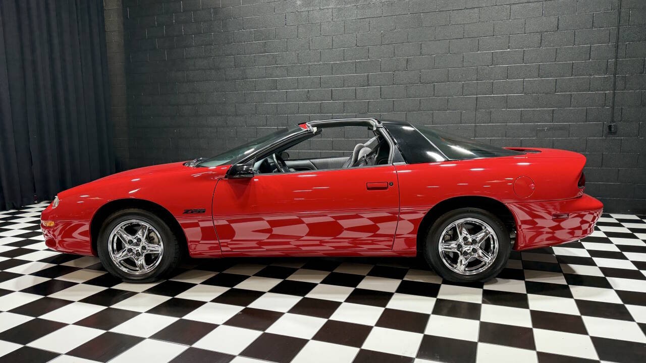 1998 Chevrolet Camaro for sale in Addison Illinois