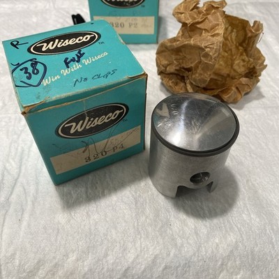 NOS Wiseco 320P4 Piston & Ring 49mm Fuji 80 Chaparral  F4-38 - No Clips
