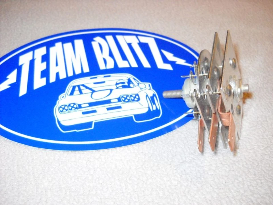 Alternador rectificador Ford Capri Lucas 17ACR Lucas 83166E 4DS5 nuevo nuevo original Foto 4 de 4