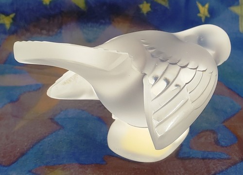 Estatuilla de gorrión coqueteo de cristal francés esmerilado Lalique regalo perfecto - Imagen 3 de 10