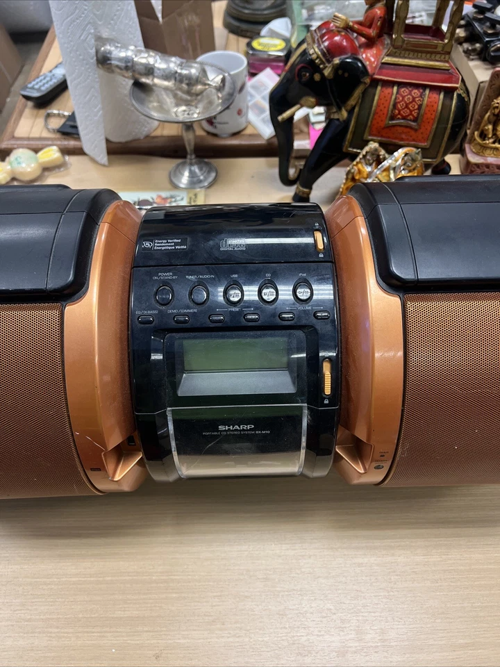 Sharp Boombox Reproductor de CD iPod Base Radio AM/FM Naranja GX-M10 Foto 2 de 4