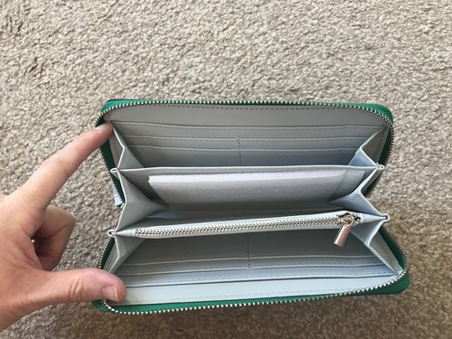 New without tags Purse - Picture 2 of 2