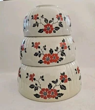 Vintage Hall's Superior Kitchenware Red Poppy Nesting Mixing Serving Bowls
