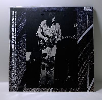 ニール・ヤング LIVE AT THE FILLMORE EAST Neil Young & Crazy Horse - Live at the Fillmore East 1970 - Amazon